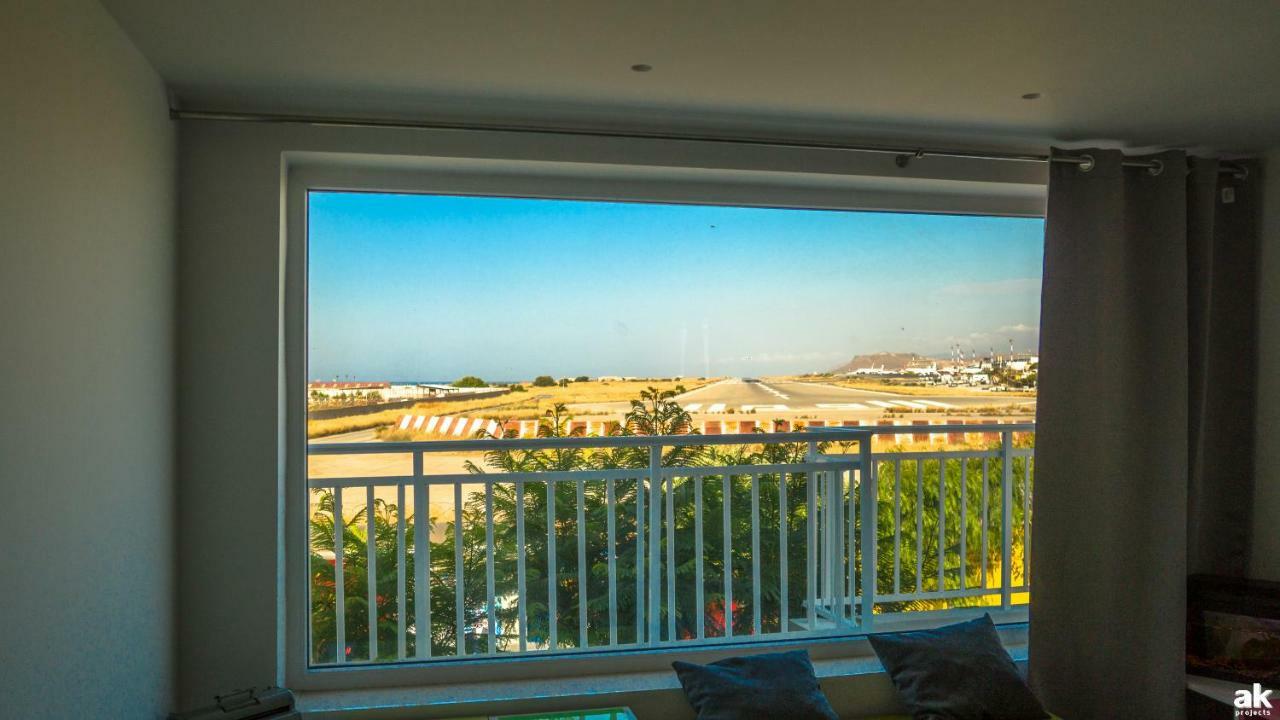 Heraklion Airport Family Lux Apartment Exterior foto